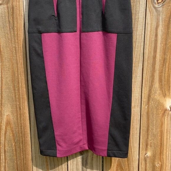 Take 50% OFF- Bcbgmaxazaria Black And Purple Dress, Size-XS - Picture 3 of 7